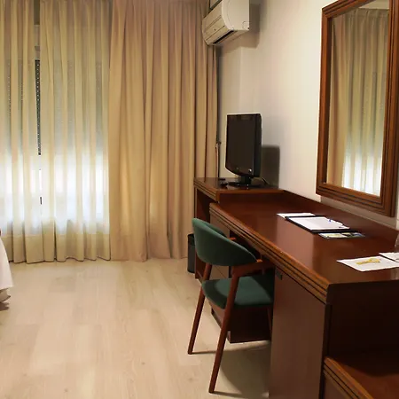 De Otel