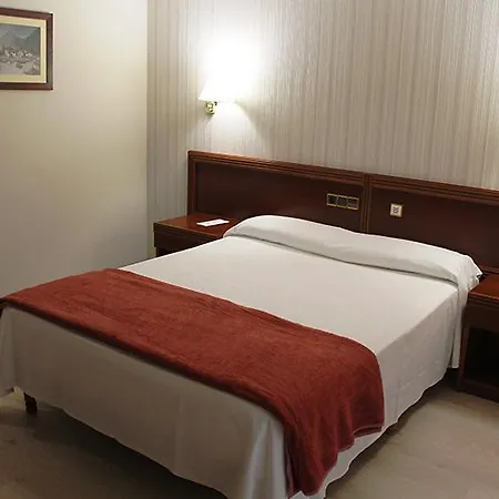 Szálloda De 3*