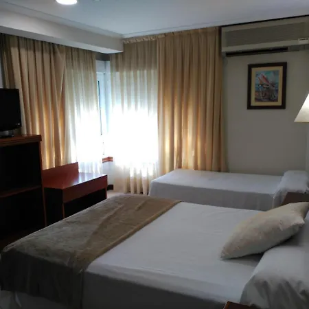 De Hotell 3*